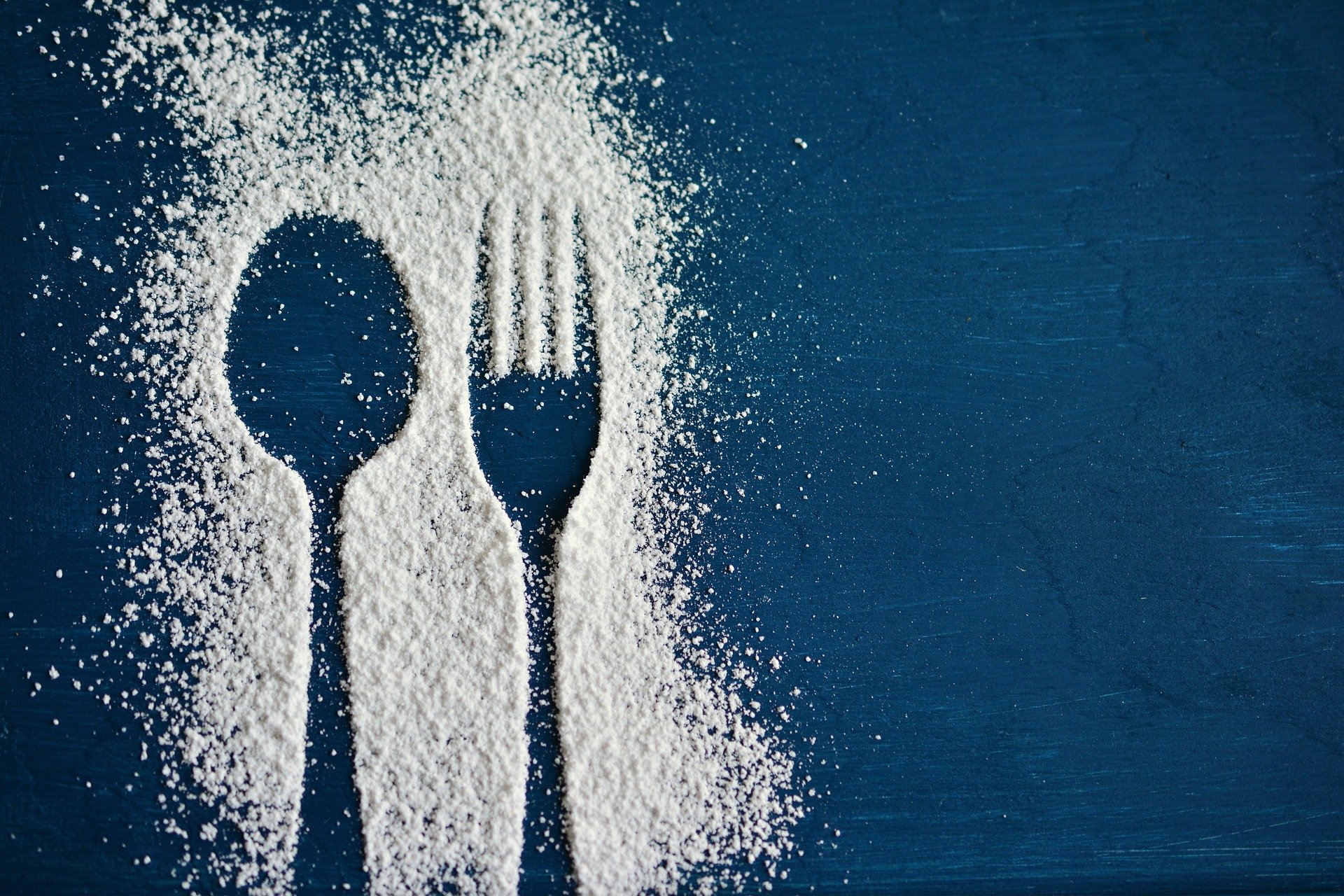 Jak se vyznat v cukrech na obalech potravin? Máme jednoduchý návod.